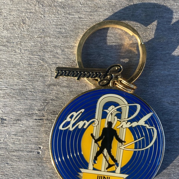 New! not ever used | Set of Two Graceland Key Rings - Picture 2 of 9
